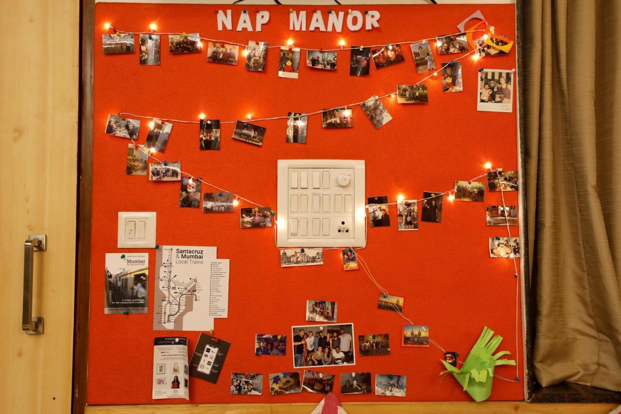 Nap Manor Hostels Mumbai  Buitenkant foto